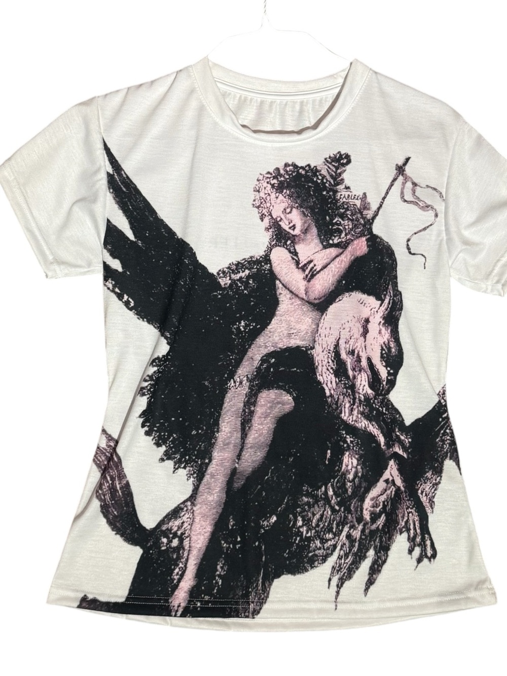Women’s Mythology Dragon Muse Graphic Short Sleeve Tee Sz Small